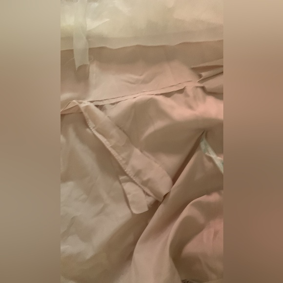 Blue by Enzoani Lili Wedding Dress - Picture 5 of 13